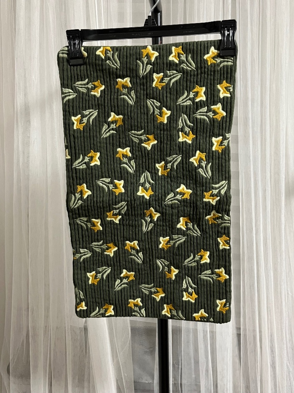 West Elm. Maggie Haddley Tossed Tulib Pillow Cover. Sz. 12"x21"